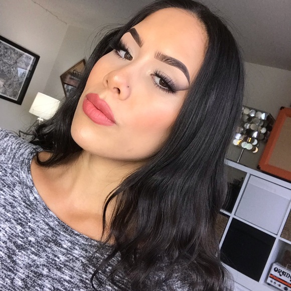 Profile Picture of Sandy Eugene (@sandychloee) on Poshmark