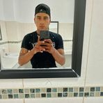 Profile Picture of Chara Rayon (@Chara-Rayon) on Facebook