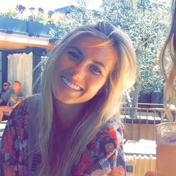 Profile Picture of Lacey Post (@laceycpost) on Poshmark