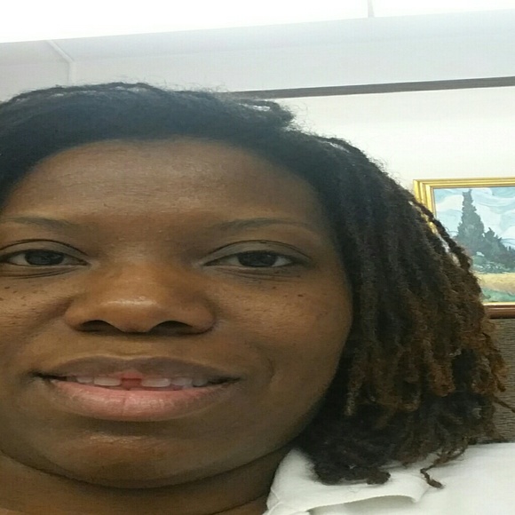 Profile Picture of Marsha Simpson (@mssimpson78) on Poshmark