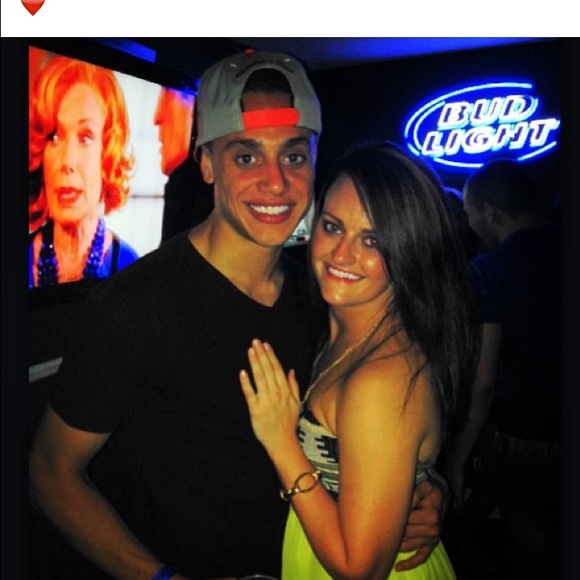 Profile Picture of Crystal Ayer (@ceayer0516) on Poshmark