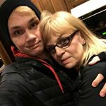 Profile Picture of Lori Schimpf (@lorikschimpf) on Instagram