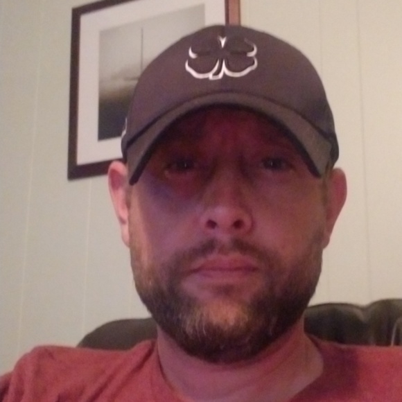 Profile Picture of John Mcguinness (@jwmcguinn) on Poshmark