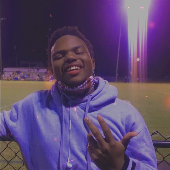 Profile Picture of Jarvis Mason (@jarvismason0) on Poshmark