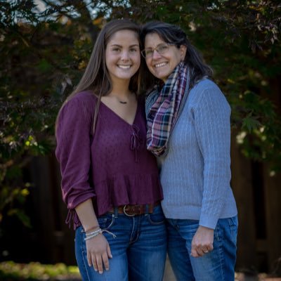 Profile Picture of Jen (@jenny_rush15) on Twitter
