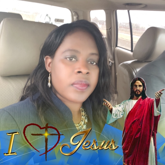 Profile Picture of Cherline Bozier (@cherlinebozier) on Poshmark