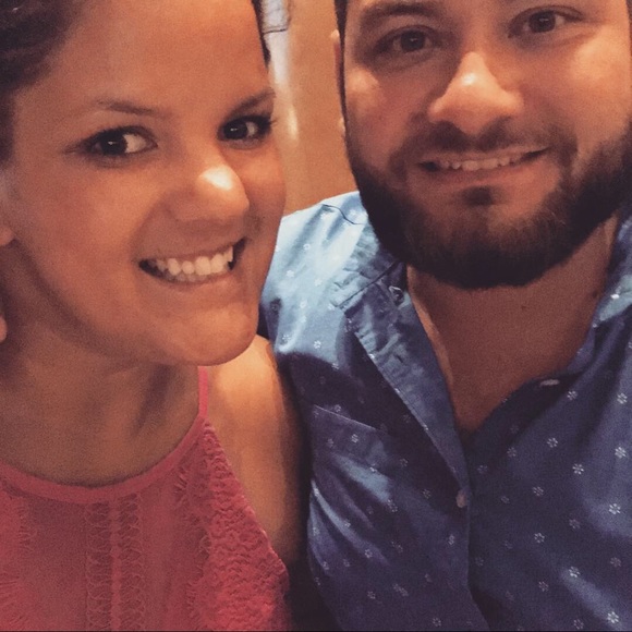 Profile Picture of Melanie Fenech (@melfenech5) on Poshmark