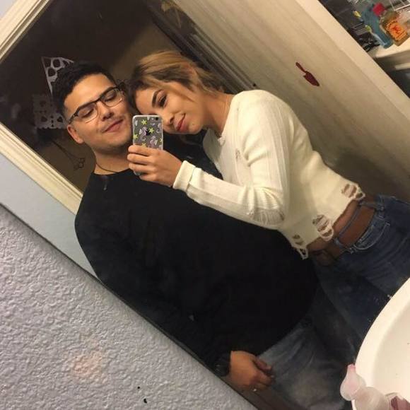 Profile Picture of Andrew Almendarez (@notredame090697) on Poshmark