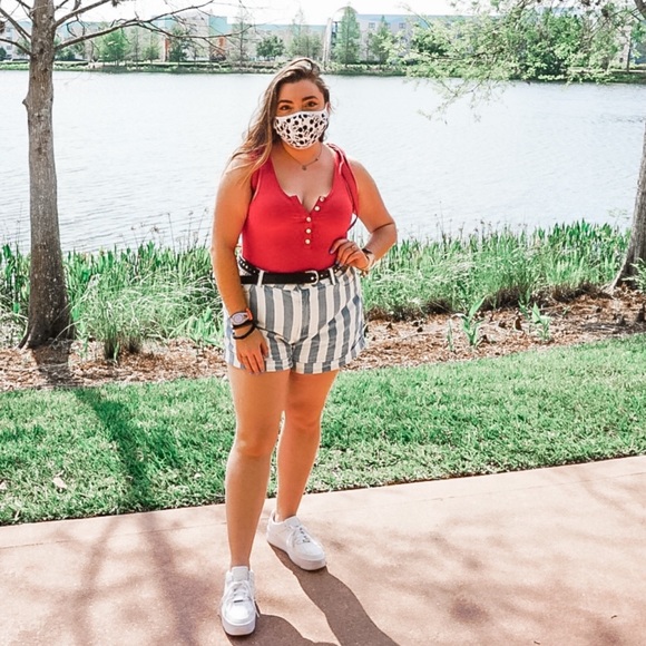 Profile Picture of Haley Daniels (@buddyandwuzz) on Poshmark