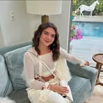 Profile Picture of Julia Schutz (@julia.schutz.520) on Facebook