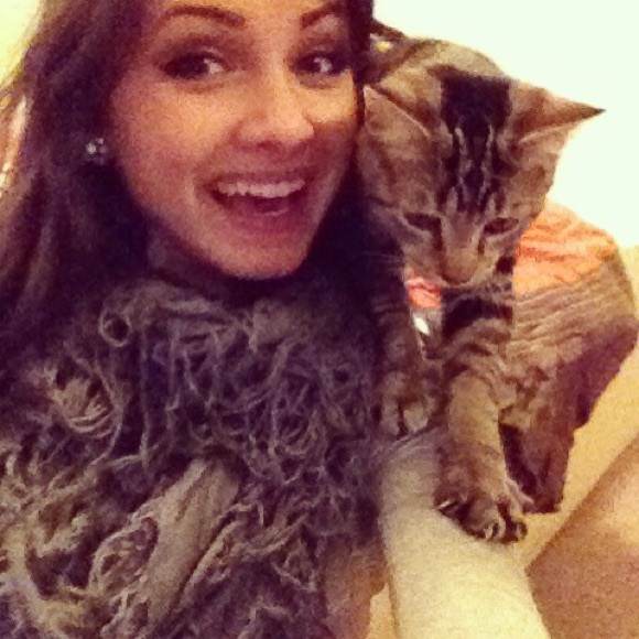 Profile Picture of Taylor Vaden (@taylorov) on Poshmark