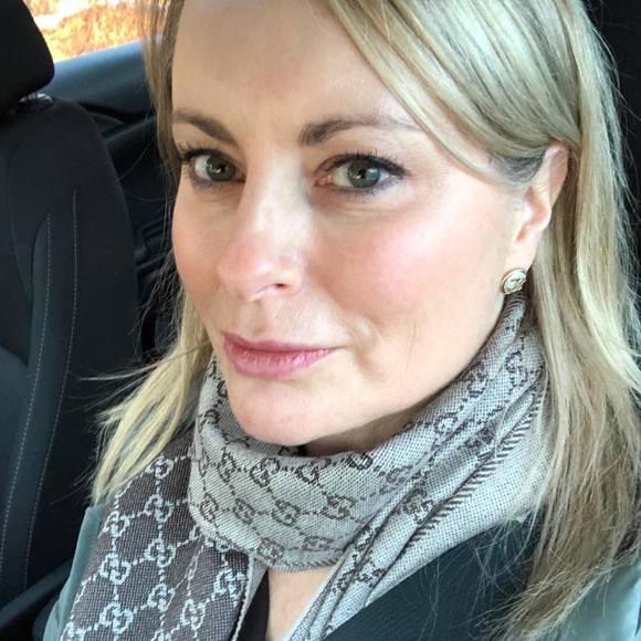 Rochelle Liske - Poshmark Profile Picture of Rochelle Liske (@rhkliske) on Poshmark