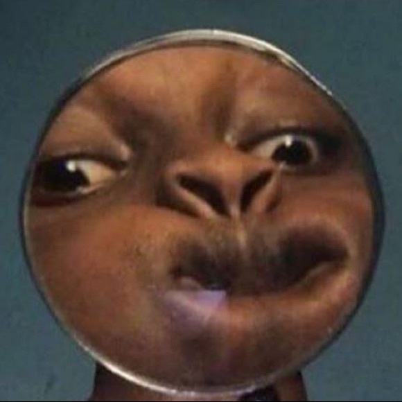 Profile Picture of Kenneth Munoz (@km170306) on Poshmark