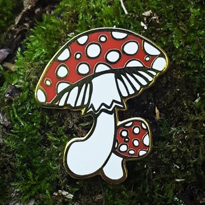 Profile Picture of  🌈Füster 🍄 (@Fuster_uk) on Twitter