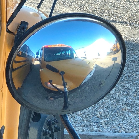 Profile Picture of Mlissa Reed (@mrsreed1311) on Poshmark