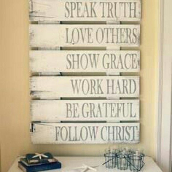 Daphnea Ryan - Poshmark Profile Picture of Daphnea Ryan (@dtatomryan) on Poshmark