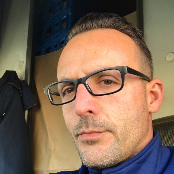 Profile Picture of Michael Schrenk (@mdschrenk) on Poshmark