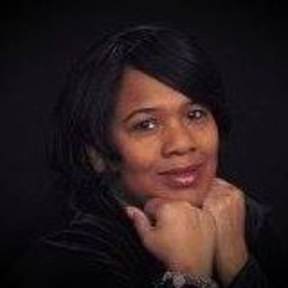 Profile Picture of Kim Brymer (@carlarco) on Poshmark