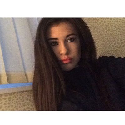 Profile Photo of Holly Harrison (@hollyharrison__) on Twitter