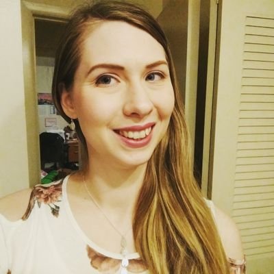 Profile Picture of Angela Zielinski (@angelazinypsi) on Twitter