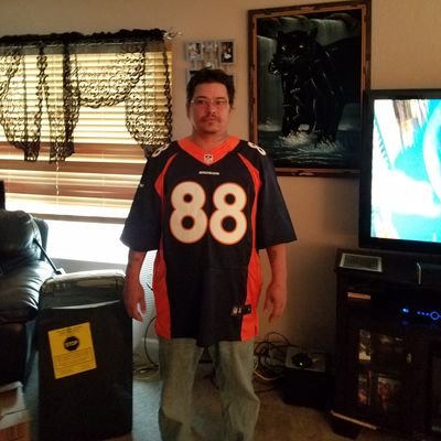 Profile Picture of Jerry Holt (@jerryholt423) on Twitter