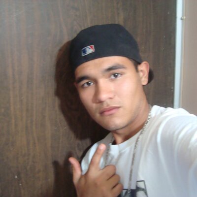 Profile Picture of Aaron Uribe (@aaronuribe2) on Twitter