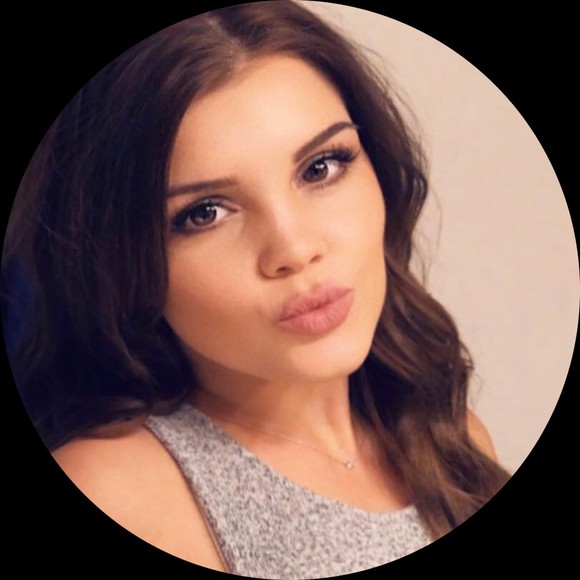 Profile Picture of Emily Hancock (@emilyhancock456) on Poshmark