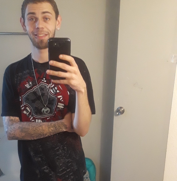 Profile Picture of Damon Stevens (@damonstevens10) on Poshmark