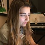 Profile Picture of April (@aprilsharpe08) on Instagram