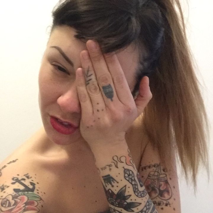 Profile Picture of Ester (@esterbell) on Tiktok