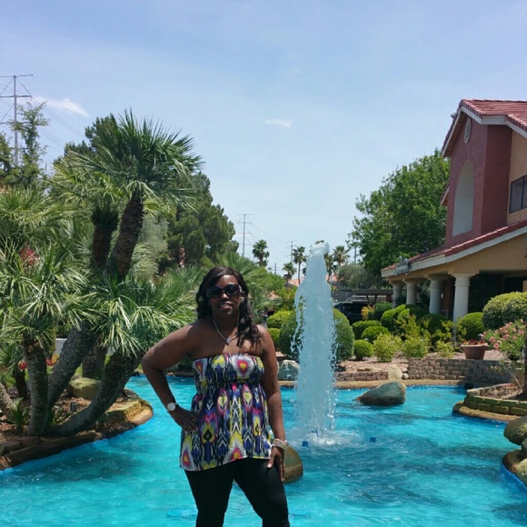 Profile Picture of Kim Mathis (@prettyladykim69) on Poshmark