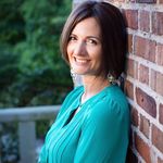 Profile Picture of Jennifer Lillie (@wegotthekeysre) on Instagram