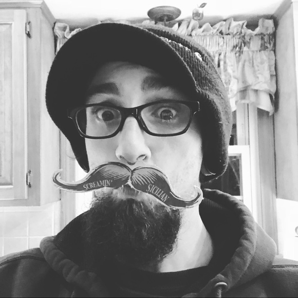 Profile Picture of Matthew Bussolari (@bussolari1) on Poshmark