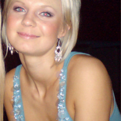 Profile Picture of Aimee Watson (@aimeewatson) on Twitter