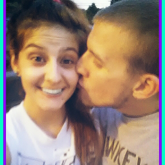 Profile Picture of Erika Salsbury (@mrsttforever) on Poshmark