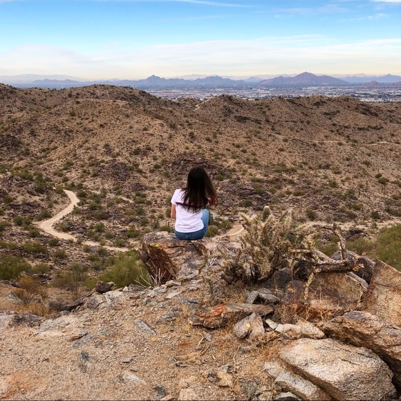 Profile Picture of Clara Buddecke (@claragracce) on Poshmark