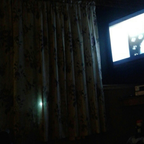 Profile Picture of Tina Gonsalves (@tmg6347) on Poshmark