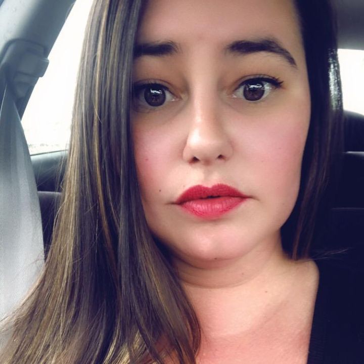 Profile Picture of Arielle Huey (@ariellehoneyyy) on Tiktok