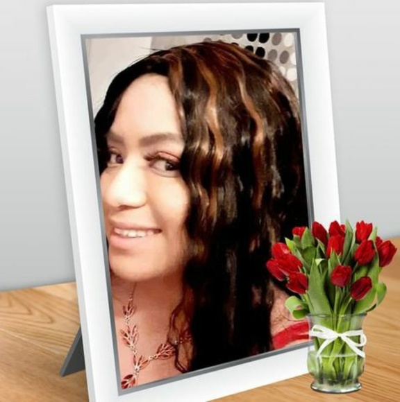 Profile Picture of Sarahi Tomas (@saritatomas2020) on Poshmark