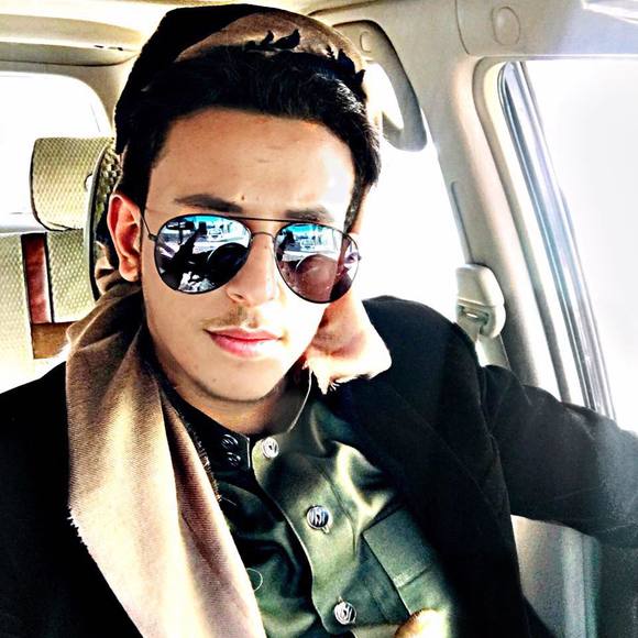 Profile Picture of Hamood Rahimee (@hamoodrahimee) on Poshmark