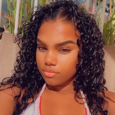Profile Picture of Samantha Therency (@STherency) on Twitter