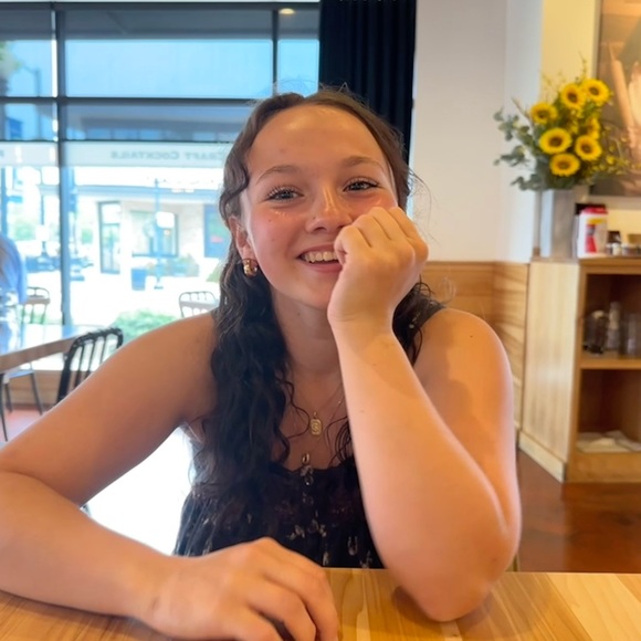 Profile Picture of Skyler Heimann (@skyler_heimann) on Poshmark