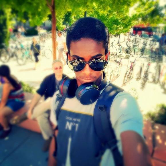 Osama Fallatah - Poshmark Profile Picture of Osama Fallatah (@osaf) on Poshmark