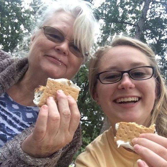 Profile Picture of Phyllis Dillard (@phyllis_dillard) on Poshmark