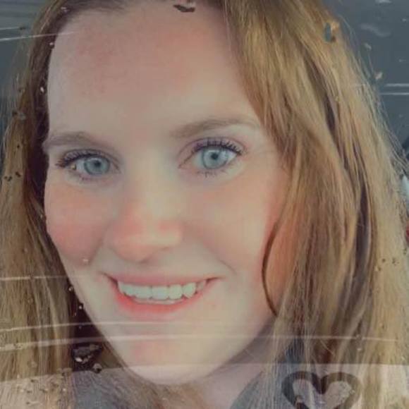 Profile Picture of Jessica Argraves (@jessila87) on Poshmark