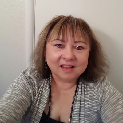 Profile Picture of Ruby Corley (@rubyluvarts) on Twitter