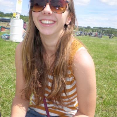 Profile Picture of Olivia Dowling (@Olivia_Dowling) on Twitter