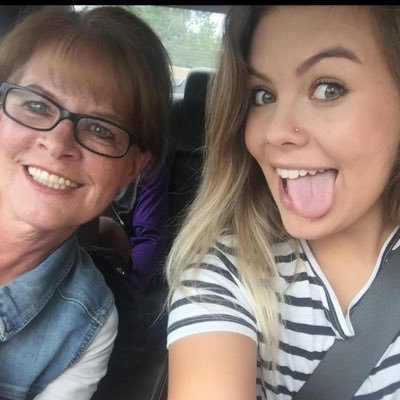 Profile Picture of Shelley Chapin (@ChapinShelley) on Twitter