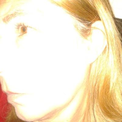 Profile Picture of Kim Beard (@Kim_E_Be) on Twitter