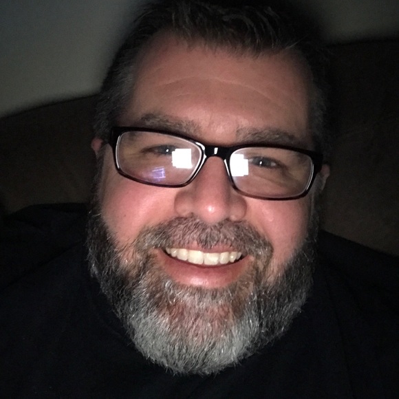 Profile Picture of Jeremy Succop (@jbsuccop) on Poshmark